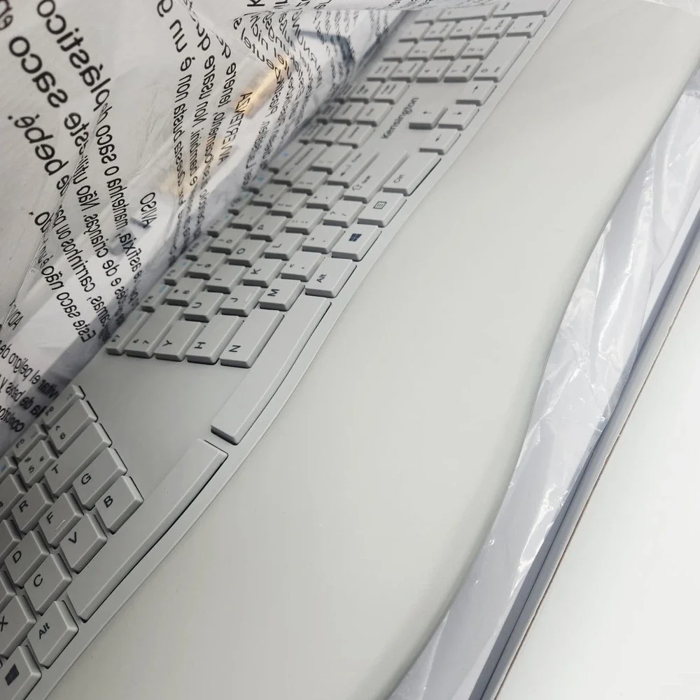 Kensington Pro Fit Ergo Wireless Keyboard Mouse Combo Grey Split Wrist Support